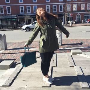 Meet your Posher, Kelley